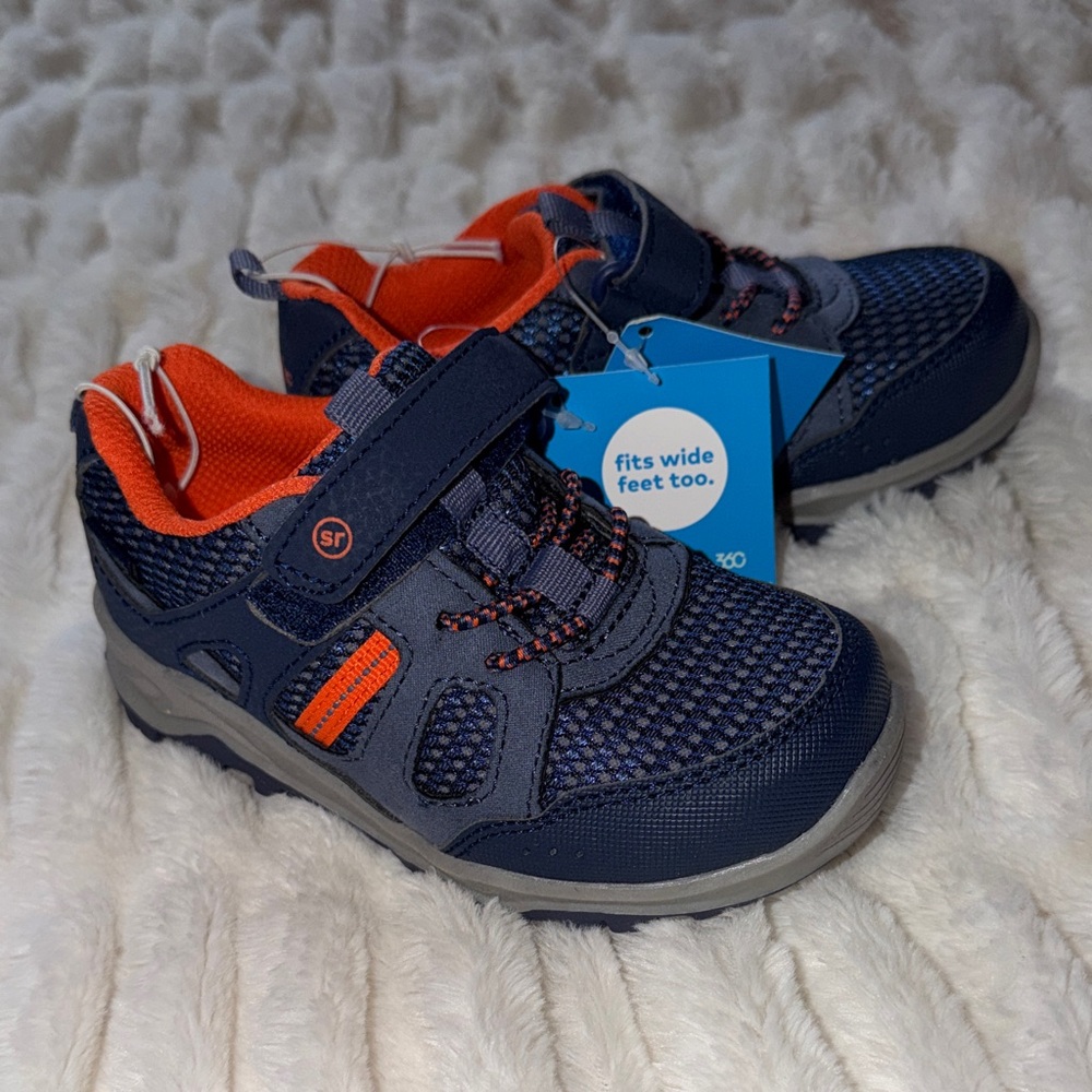 Stride Rite size 9M Boys Navy and Orange Sneakers